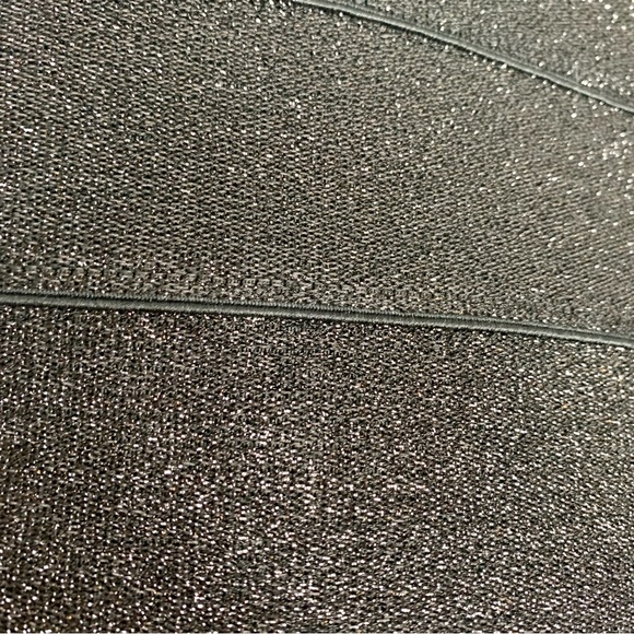 NWOT Express Shimmer Metallic Bandage Skirt Medium - Picture 4 of 9